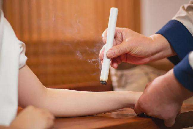 世界艾乡资讯-关于艾灸灸法,你了解多少?-健康资讯-世界艾乡官方网站