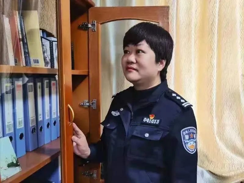 金昌市公安文联书画专业委员会 董慧婷平凉作为一名基层公安文化工作