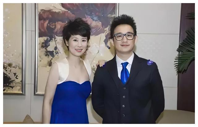 心居演员海清的清醒人生一段隐秘的婚姻和背后的2个男人