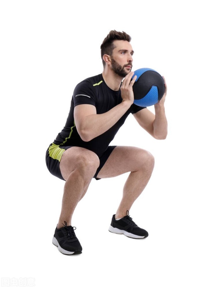 男人多做深蹲的好处有哪些?怎么做一个标准的深蹲动作?_腾讯新闻