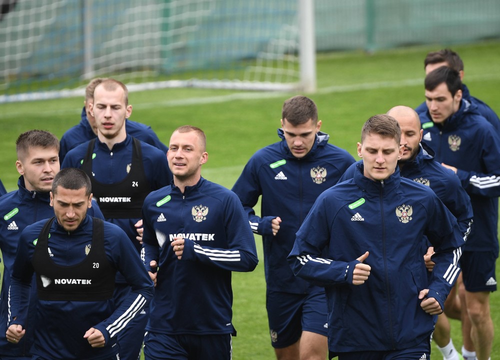 俄罗斯足协考虑加盟亚足联,四原因促成此方案 国足喜忧参半_腾讯新闻