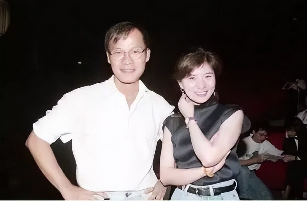 罗大佑因音乐放弃爱情娶小妻子58岁得一女音乐不再是唯一