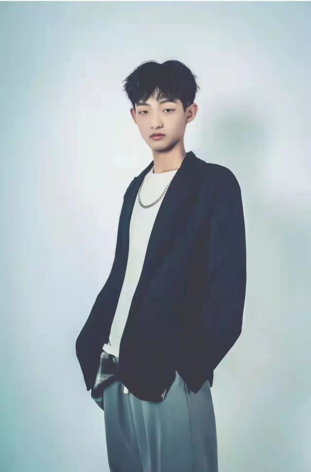 西安铁道职业学校园之星社团联合会音乐社社长孙博文:眼里有光,脚下有