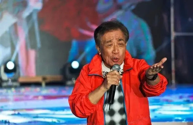 "急智歌王"张帝:比起医生,能够唱歌就是幸福的