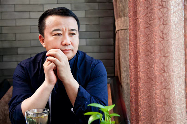 作家,编剧石钟山:作家找到自己很难