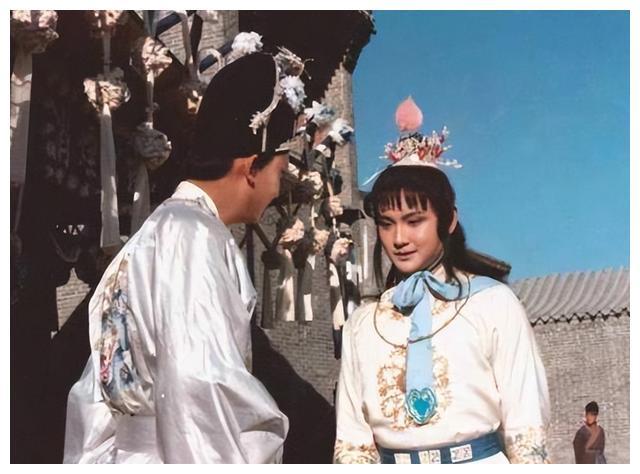 林黛玉结局之谜被迫嫁给北静王侍妾成为她的最终宿命