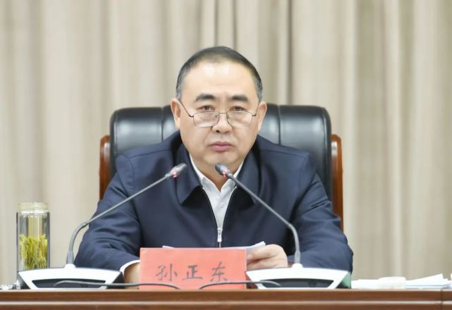 孙正东:防控措施再硬化 应急能力再提升 坚决守住不出现疫情规模性
