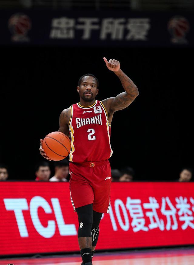 菲尔德当选最佳国际球员,投奔杨学增,做出正确的选择