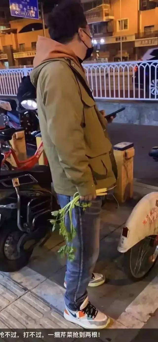 上海青比爱马仕还难抢:被上海居民抢菜的段子笑死