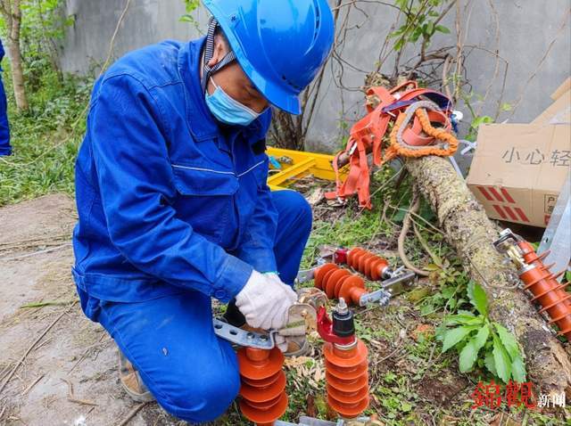 在供電公司的指導下,我們直接將250千伏安容量,增容到了1500千伏安