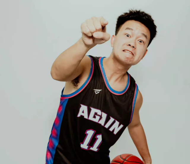 中国模仿帝陈挑战:年轻时遭遇重大伤病,右肩还装5颗螺丝