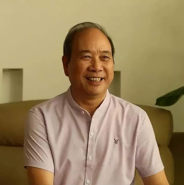 回顾东航虹桥机场迫降事件:机长倪介祥完美操作,137人毫发无损