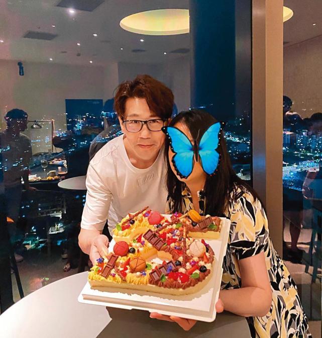 罗时丰回到家后,感受到孩子也受到了惊吓,只是关心了小儿子的身心状况