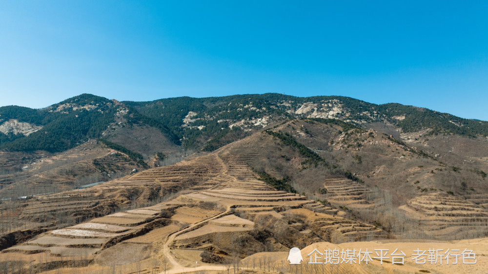 临朐和沂水交界处，有段夯土齐长城，犹然兀立山巅2000余年_腾讯新闻