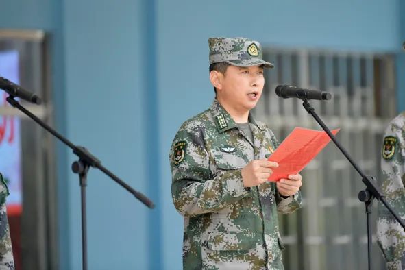 (匡恒成 李昌奇 梅坤