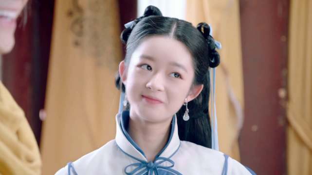 汉字背后有文化 女明星的名字 你读对了吗 张雨绮 张韶涵 端木蕻良 田田 韦固 黄杨钿甜 花钿 赵灵儿