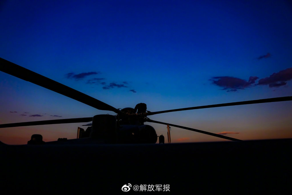 分享收藏！机务兵剪影照来了正宗老北京爆肚做法