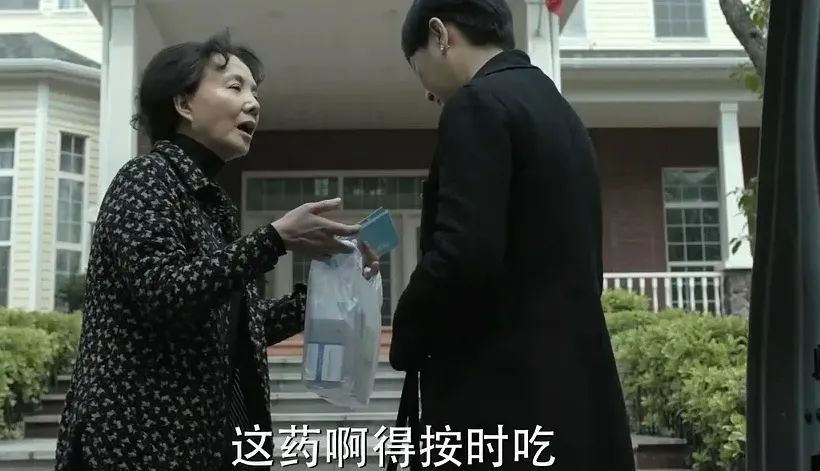 不懼神龍努努高傷害無限盾｜云頂神超芬妮水槍玩法陣容解析企業領導班子指哪些人