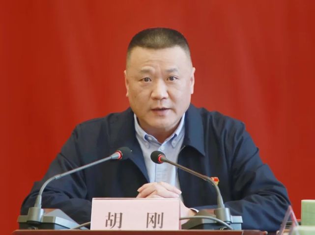 遂昌县委办机关党支部组织生活会召开胡刚以普通党员身份参加并讲话