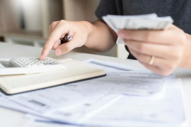 文 | 李乔宇 许林艳2021年年报密集发布,上市公司在取得优异业绩的