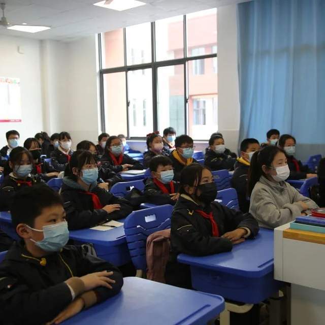 2022年3月30日下午,清江浦实验小学关工委邀请市阳光心理服务中心