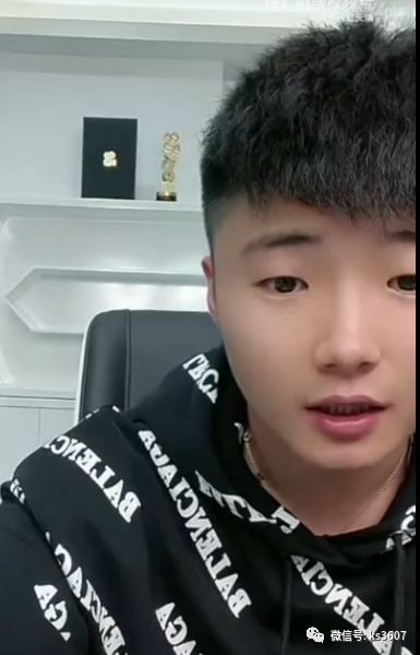 白小白直言没人播娱乐了小伊伊都不卖货不直播球球直言我爸他从来都不