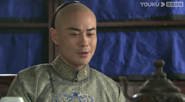 还有同样1970年出生的八阿哥郑嘉颖,也是儒雅气质派.