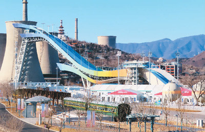 贺路启摄(人民图片)河南省洛阳市宜阳县利用一家废弃的陶瓷厂区,在