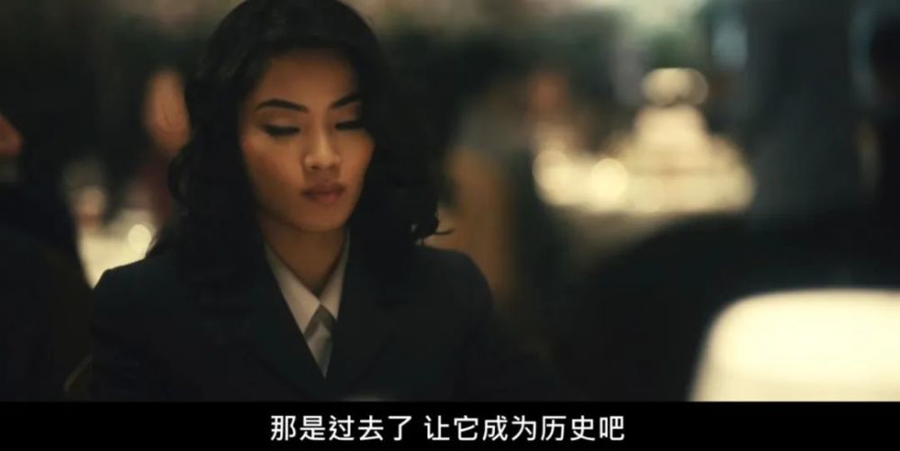 13节超模私教美腿课导演商现场去世走红据说剧组