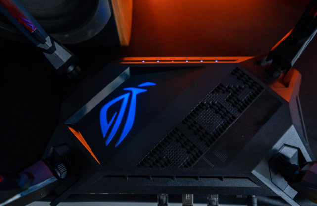 双2.5G神器： ROG GT-AX6000 电竞路由开箱体验