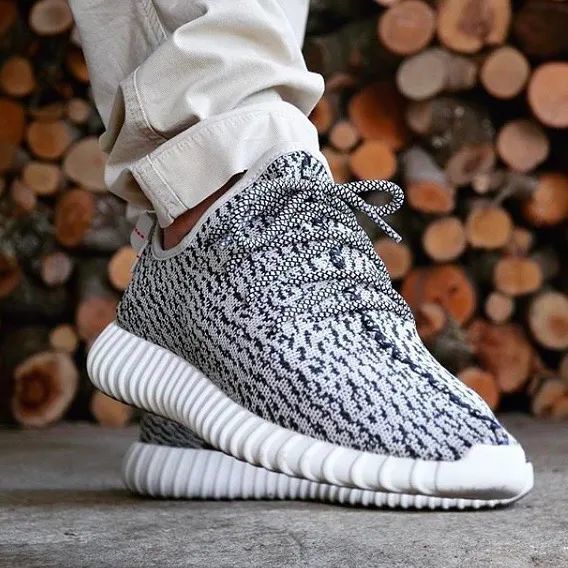 yeezy 350初代og要补货发售?太恐怖了吧