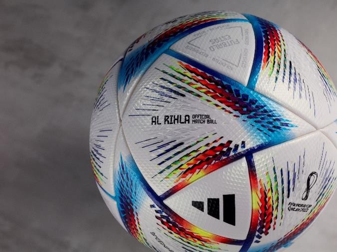 Men's World Cup Soccer Ball, the Al Rihla, Has the Aerodynamics of a  Champion - Scientific American