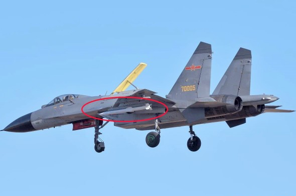 歼11bg正式官宣换装相控阵雷达使用pl15还能再战10年