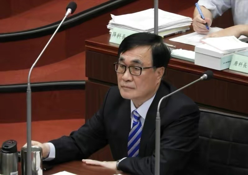 李四川发表"不参选高雄市长声明",台网友感激昔"韩团队"贡献_腾讯新闻