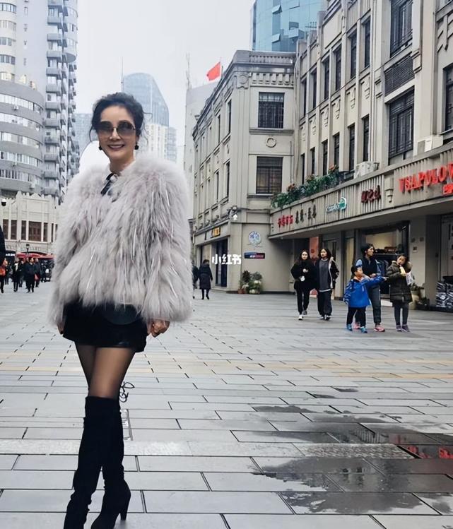 原来是在2016年杭州峰会期间,世界各地的代表团都齐聚杭州