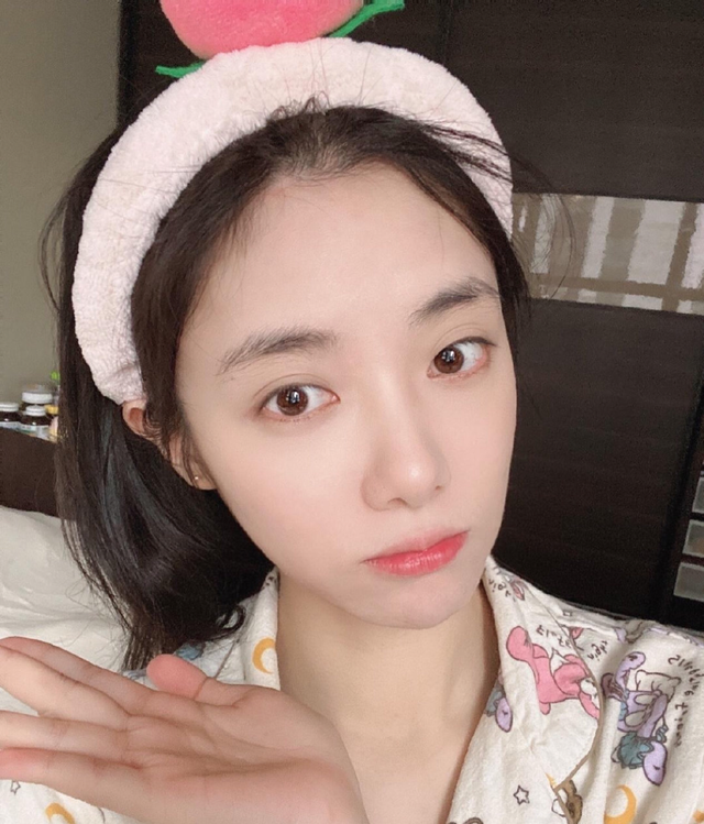 其次要说的就是同为kpl美女解说天云.