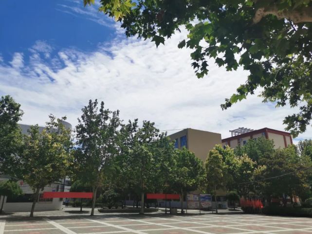 盘点差距明得失 上下同欲促提升——尉氏三中南校区高二年级召开月考