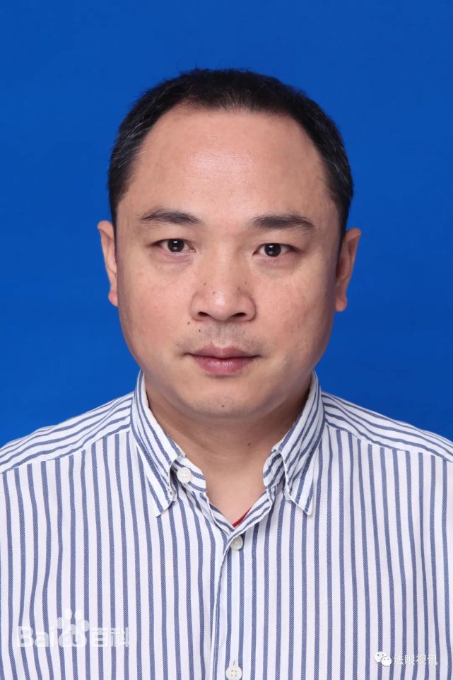 曾侍奉向辉礼多年,还参与制造冤案