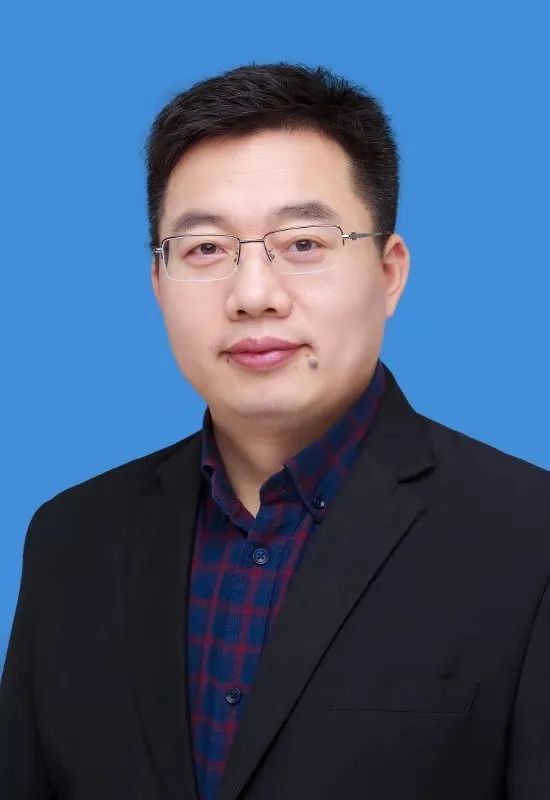 孙长银,男,汉族,籍贯安徽霍邱,1975年8月出生,中共党员.