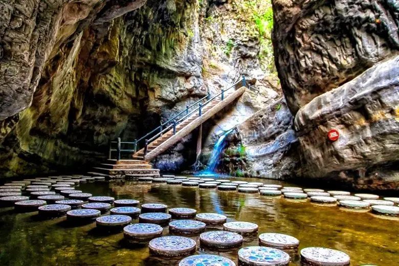 清明节旅游景点推荐野三坡景区旅游攻略低音号免费语音导游