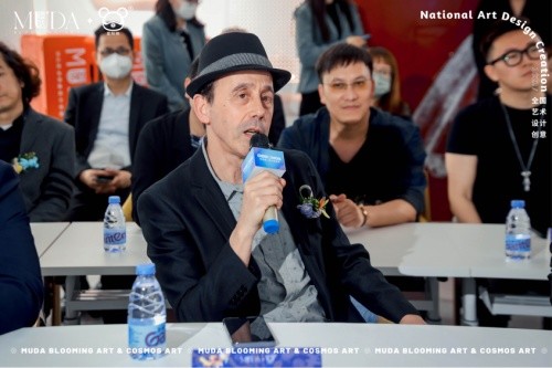 随后,穆哒美育艺术创始人兼星际熊&星际漫游品牌管理有限公司执行总裁