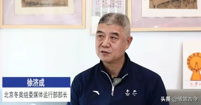 那一定是"张合理"张卫平,他不仅是无数球迷的启蒙解说,也是国内众多