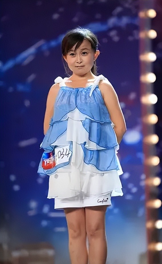 袖珍人朱洁恋上高128厘米的秦学士小人国的爱情有欢笑有泪水