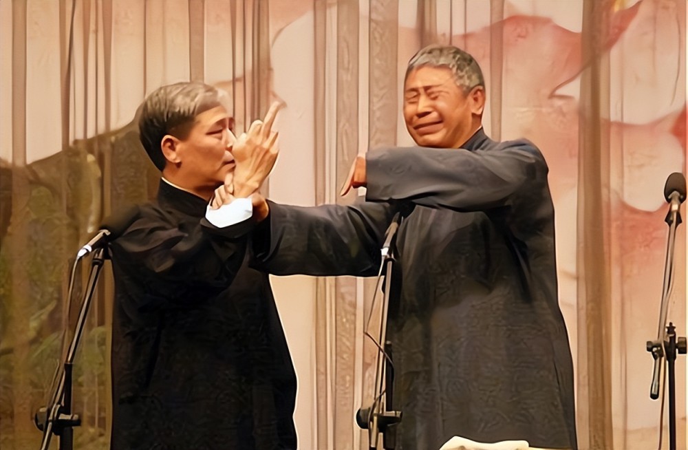 两个角度看马志明相声水平没得说性格行事挺拧巴