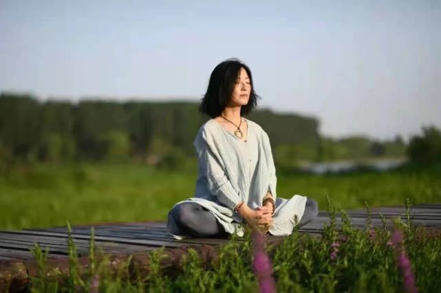 人生最重要的不是快乐,而是内心的宁静与安宁|婵琴&牟木