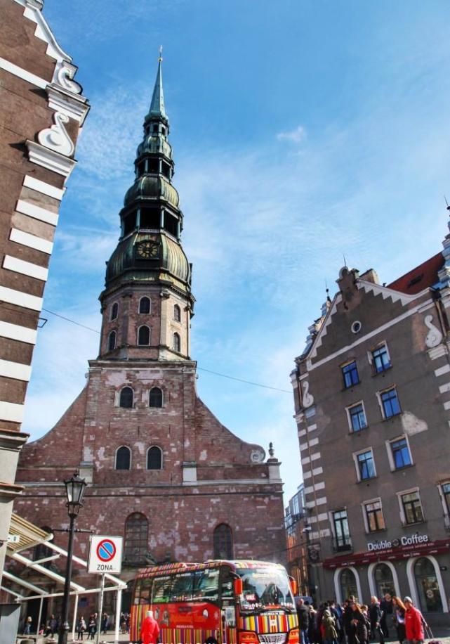 拉脱维亚身份让你拥有免费上世界五百强大学的机会!