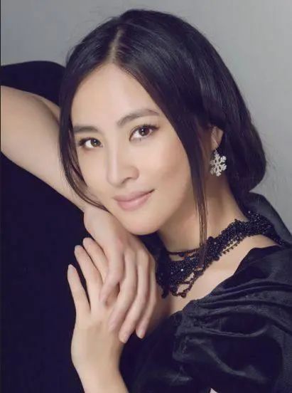 娱乐圈八位郑姓女星你都认识谁最喜欢的又是谁呢