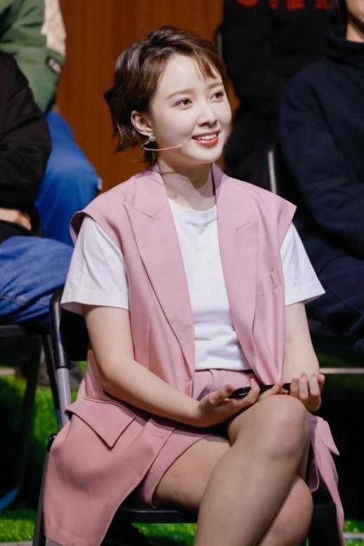 新版乡约首期开播手机上天天看的这些人来啦