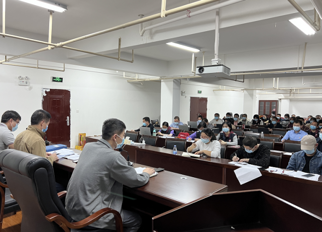 泉州"流调侦探"与病毒"赛跑"