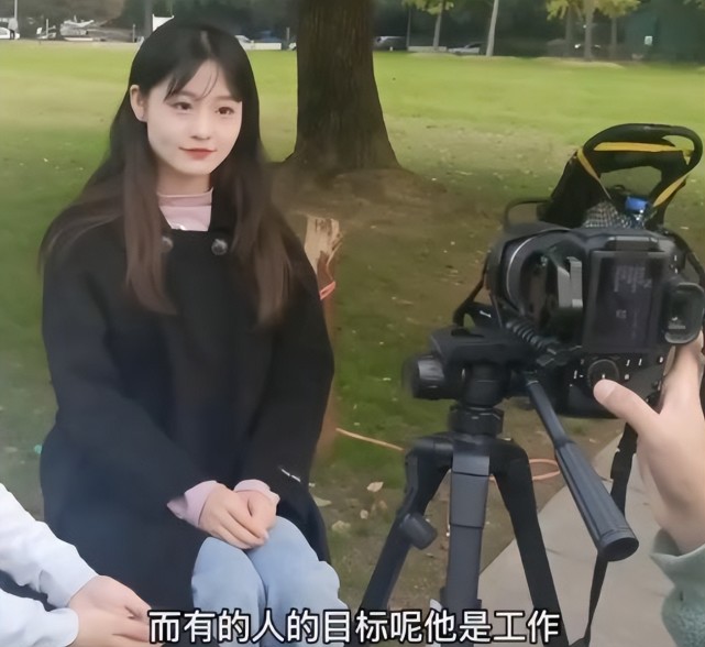 她是王者荣耀全国16强,也是中科院女博士,被称"现实版贝微微"